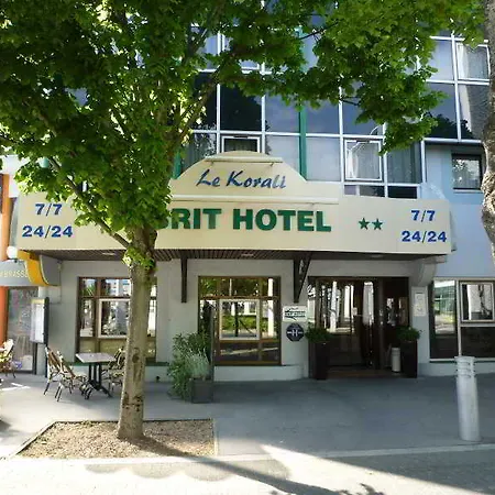 Hotel Brit Saint-nazaire Centre 3*