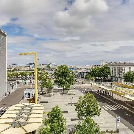 圣纳泽尔中心布里特酒店 圣纳泽尔