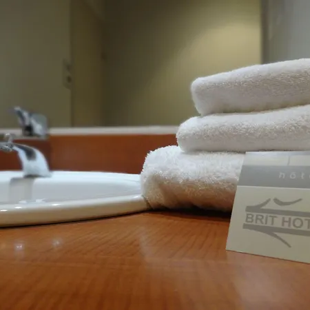 מלון Brit Saint-nazaire Centre