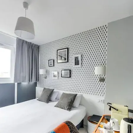 Hotel Brit Saint-nazaire Centre 3*