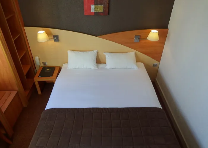 Brit Saint-nazaire Centre Hotel 3*