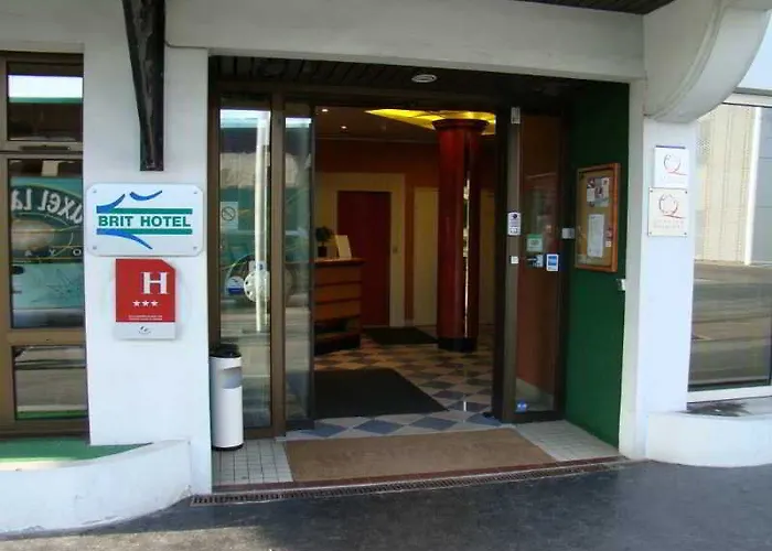 Hotel Brit Saint-nazaire Centre 3*